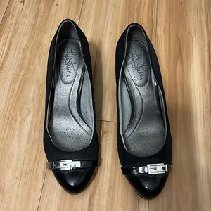 Life Stride Heels